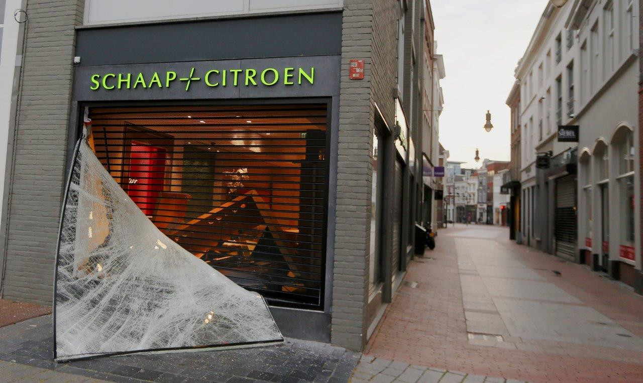 Mislukte ramkraak bij Schaap en Citroen