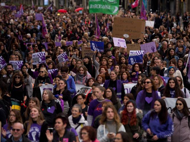 Duizenden Spanjaarden betogen tegen geweld tegen vrouwen