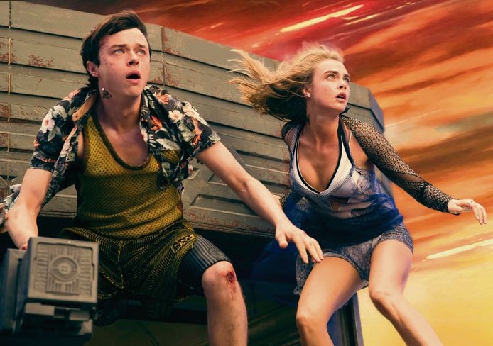 Dane DeHaan en Cara Delevingne in ‘Valerian and the City of a Thousand Planets’.