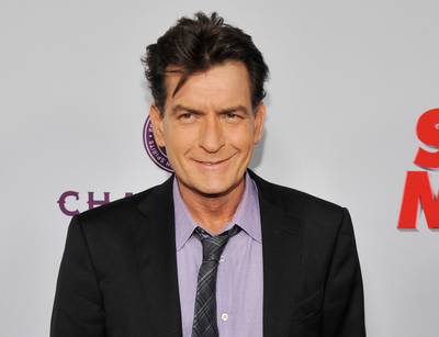 Vriendin Charlie Sheen heeft geen vrees voor oplopen hiv