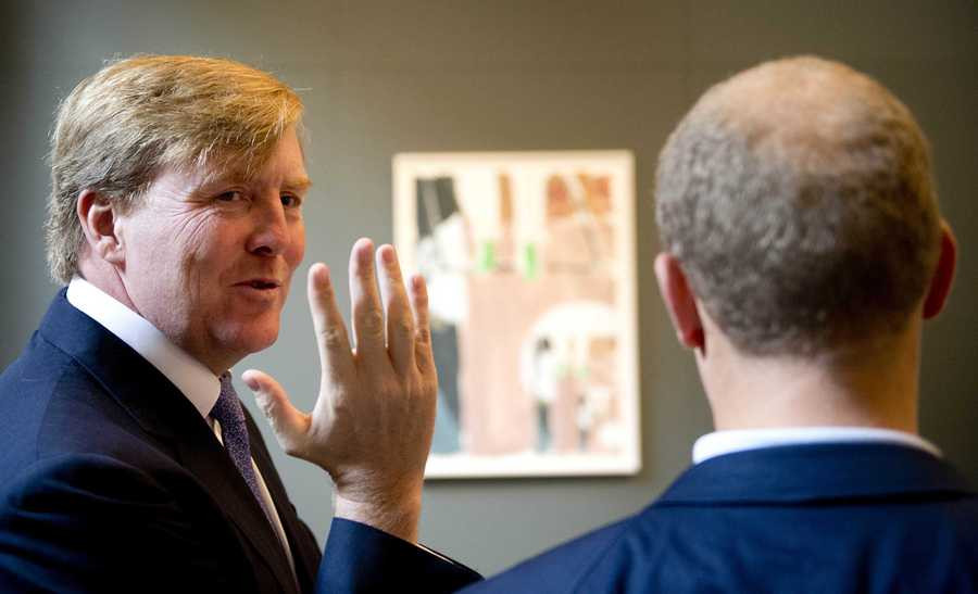 Koning Willem Alexander Toont Zich Ook Kunstkenner Foto Bndestem Nl