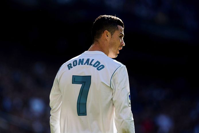 Cristiano Ronaldo krijgt er stevig van langs in de opnames van Real Madrid-voorzitter Florentino Pérez.