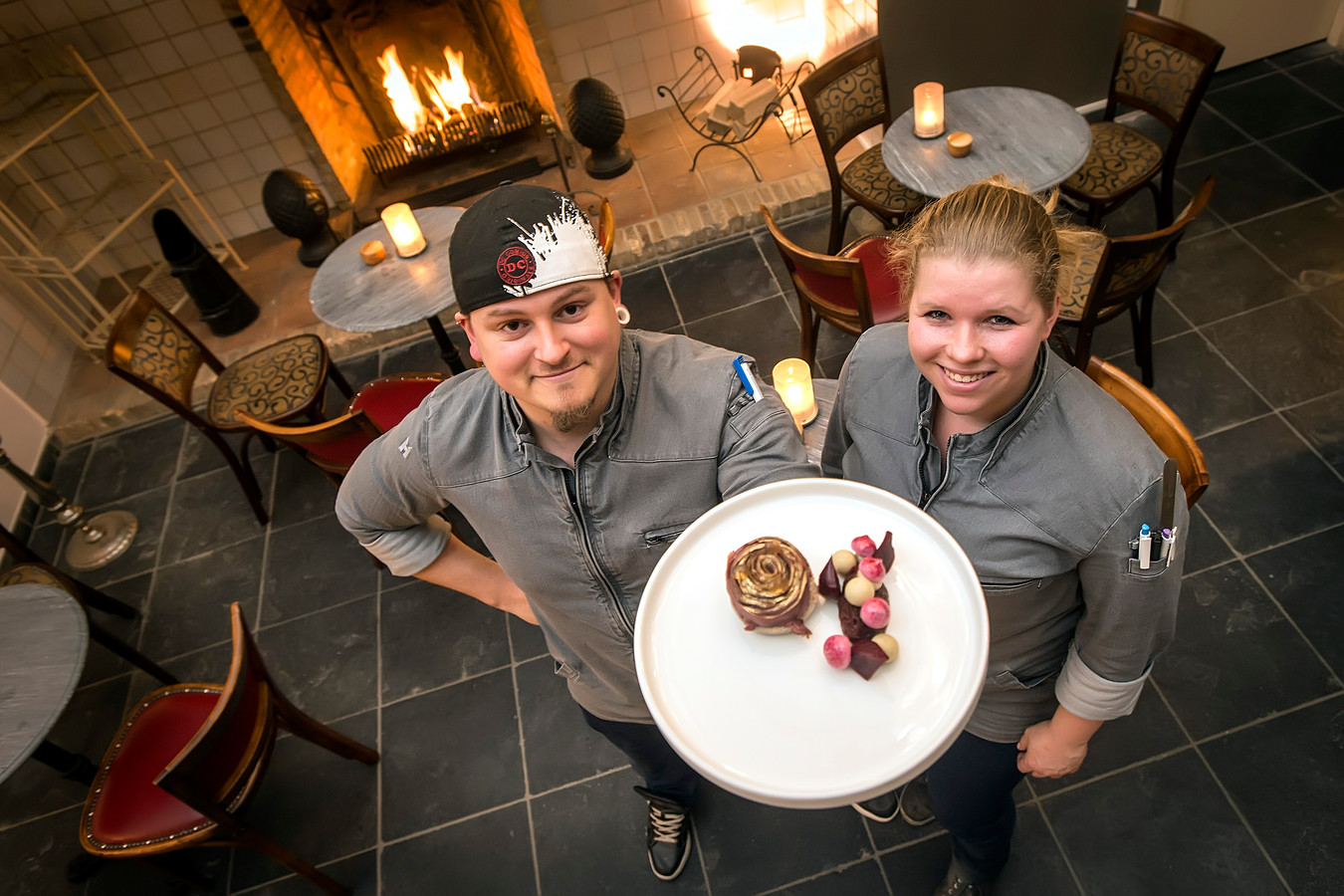Timothy Ravelli en Sanne Fikke zwaaien de scepter over de keuken.