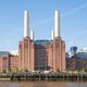 Battersea Power Station in Londen herrijst, met de schoorsteenlift als pronkstuk