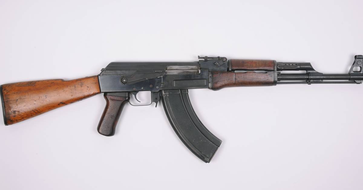 ‘Bende verhandelde kalasjnikovs en Glockpistolen vanuit Liendert en Koppel’