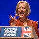 Nerveuze Liz Truss overleeft toespraak op partijcongres, mede dankzij Greenpeace