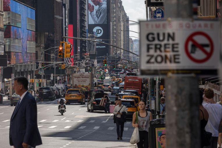 New York boundaries armed motion in numerous spots