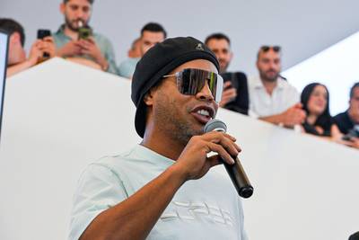 Le fils de Ronaldinho débarque au Barça