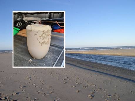 Nabestaanden van op strand gevonden urn melden zich