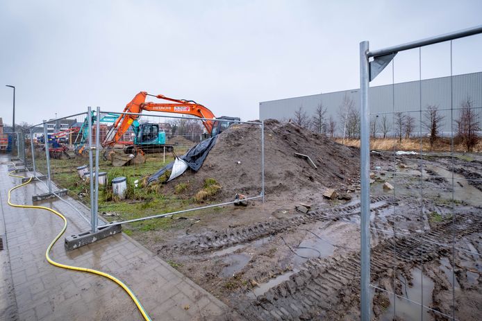 OVAM start met het afgraven van met PFOS vervuilde grond in de Pulpstraat in Blaasveld