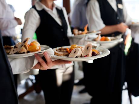 Nederlandse horeca luidt noodklok: personeelstekort nog nooit zo groot geweest