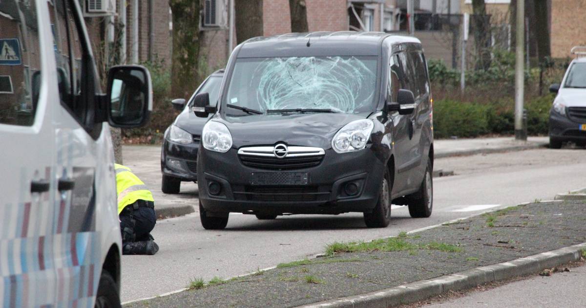 Vrouw ernstig gewond na ongeval op voetgangersoversteekplaats in Rijssen.