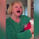 Lieve video: vrouw wordt verrast met geadopteerde kleindochter