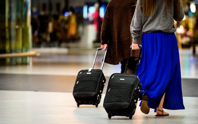 telt Ryanair niet meer als handbagage | Economie | AD.nl