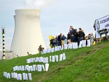 “Ce serait irresponsable”: des pro-nucléaires et la N-VA manifestent à Doel contre la fermeture d'un réacteur