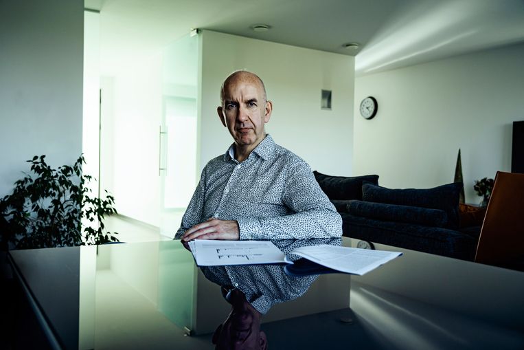 Biostatisticus Geert Molenberghs. 'Er is nu de gelegenheid genomen om situatie te overschouwen.' Beeld Eric de Mildt