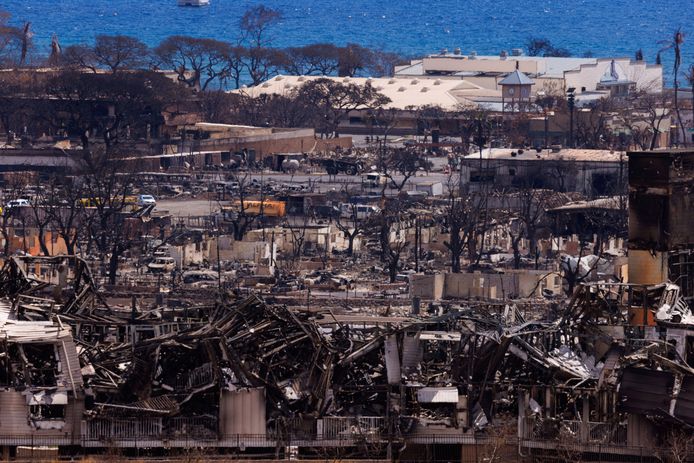 De uitgebrande kuststad Lahaina op Hawaï.