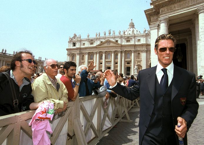 Ook Mario Cipollini bezocht het Vaticaan tijdens de Giro in 2000.