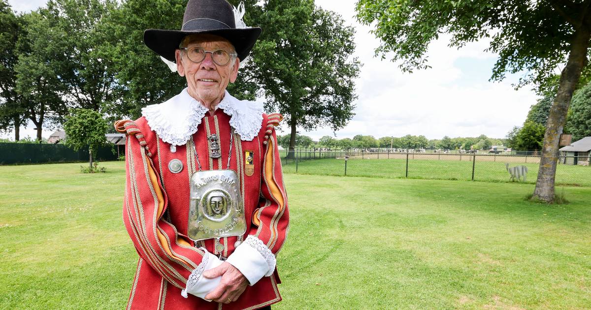 Jo Feijen eerste keizer van het gilde, en dat al 50 jaar