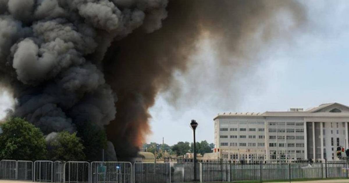 L’immagine dell’esplosione generata dall’intelligenza artificiale nei pressi del Pentagono non è reale: ‘Pericolo per il futuro’ |  al di fuori