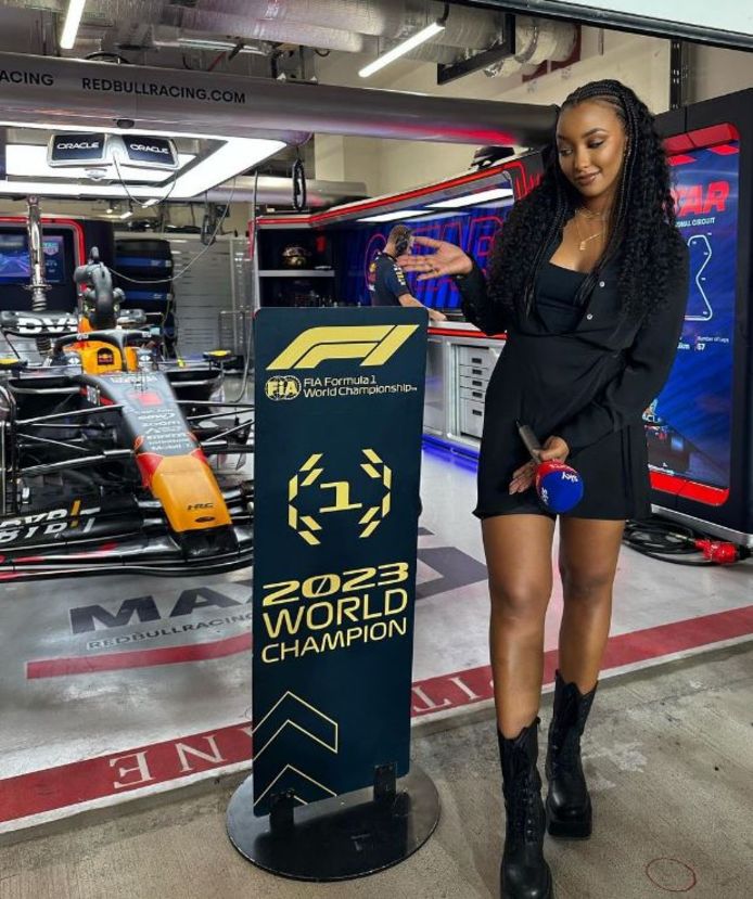 Verstappen en Hamilton namen het voor haar op: Belgische Naomi Schiff ...