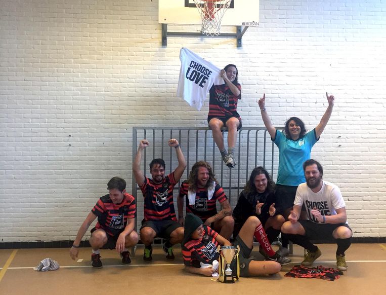 Het team van Dekmantel ging ervandoor met de beker, én de eer. Beeld Aaron Coultate