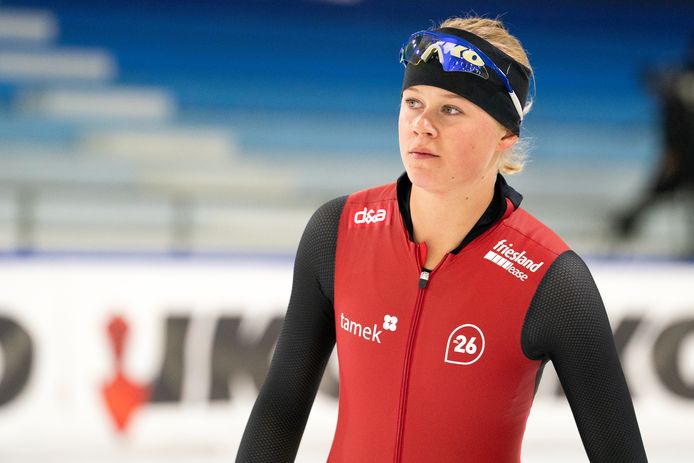 Femke Beuling uit Emmeloord moest wegens een zwabbervoet haar schaatscarrière beëindigen. Aanstaande maandag debuteert ze op de fiets in de ronde van Spanje.