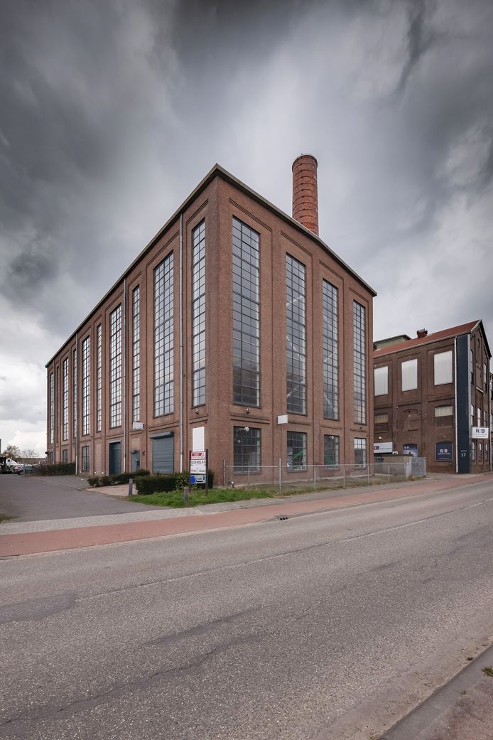 Het ketelhuis van de voormalige suikerfabriek in Zevenbergen. In de ogen van het college van burgemeester en wethouders kan het beeldbepalende industriële pand zorgen voor een sneeuwbaleffect bij de ontwikkeling van Zevenbergen-Noord.