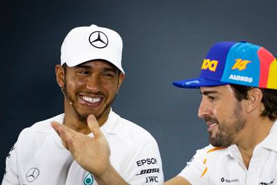 Walter Koster, de man van de lange vragen, sloeg weer toe