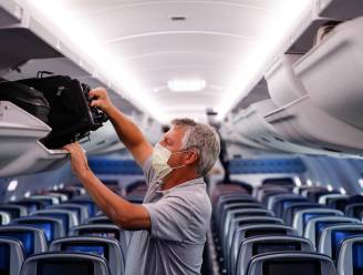 Luchtvaartsector wil temperatuur van passagiers meten en mondmaskers verplichten, maar geen lege stoelen