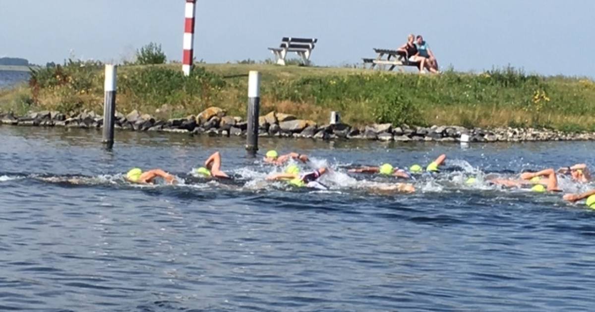 Willem de Vos dankzij militaire dienst naar zilver op kwart triatlon in Herkingen