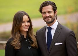 Prins Carl Philip en prinses Sofia delen zonnige gezinsfoto mét baby Julian