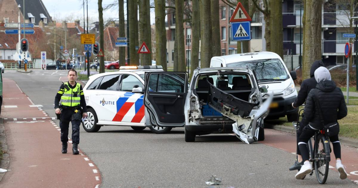 Drie voertuigen betrokken bij verkeersongeval op kruising in Boxtel.