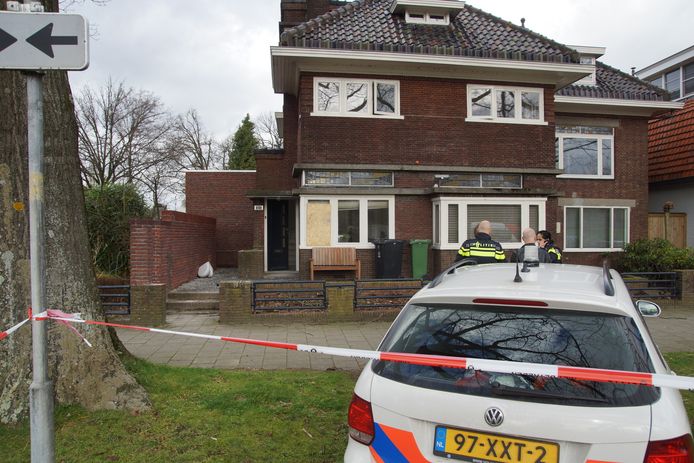 De woning aan de Burgemeester van der Klokkenlaan werd in februari beschoten.