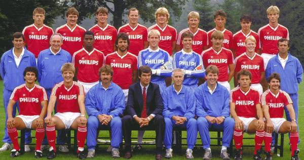 Succesploeg 1988 Eregast Bij Psv Benfica Buitenlands Voetbal Ad Nl