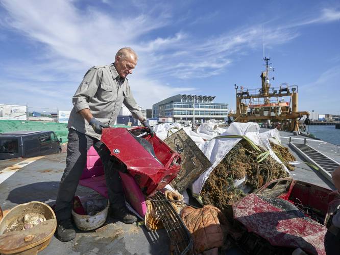Stichting De Noordzee vestigt aandacht op tonnen afval in Noordzee na containerramp in 2019