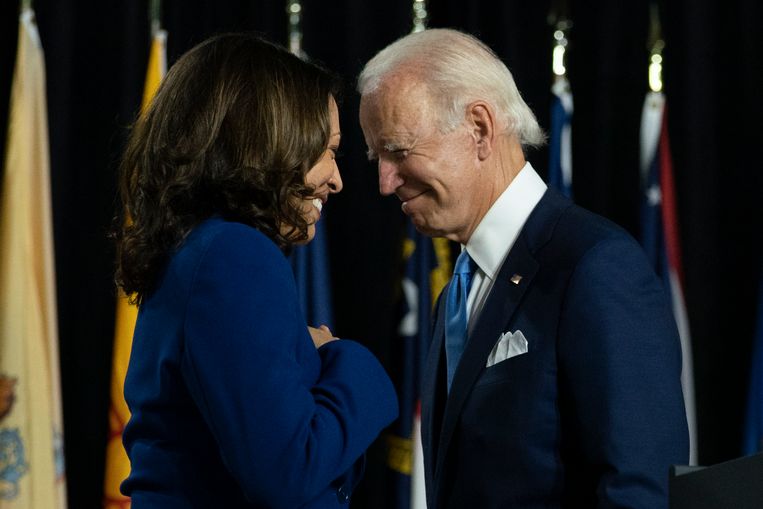 Joe Biden met Kamala Harris, vicepresidentskandidaat. Beeld AP