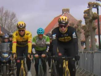 Gaëtan (18) rijdt mee in het wiel van Wout van Aert tijdens Ronde-verkenning: “Gelukkig reden ze niet te snel tijdens de beklimmingen”