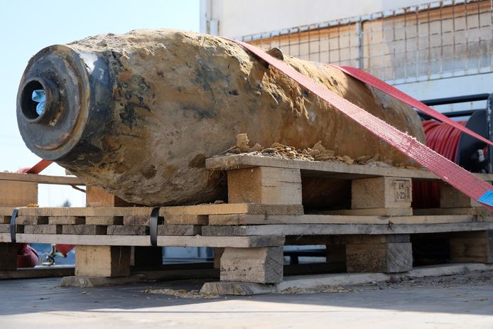 De derde Amerikaanse vliegtuigbom die tijdens de werken in Rieme is teruggevonden, is een kanjer: het gevaarte weegt maar liefst 500 kilogram.