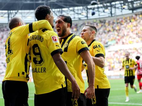 Borussia Dortmund profiteert maximaal van misstap Bayern en heeft landstitel in zicht