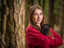 Iris (20) schaamde zich jarenlang voor de scouting: ‘Ik dacht altijd dat ik de enige was’