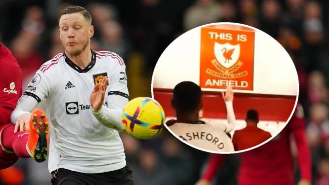 Man United-spits Wout Weghorst onder vuur bij fans na “heiligschennis” in stadion Liverpool