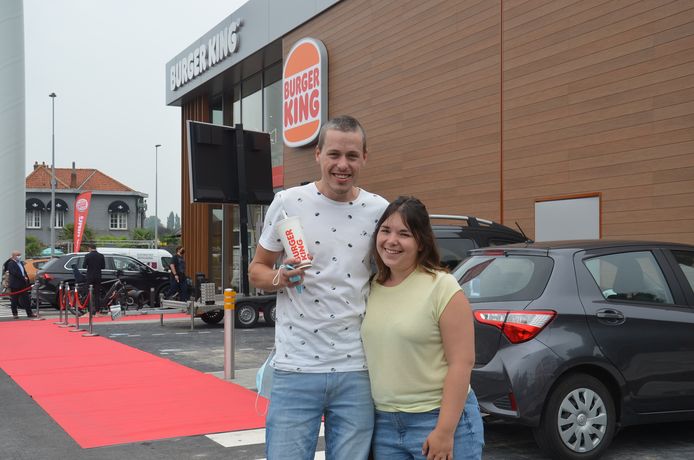 Tommy en Maurine kwamen al eens proeven op de openingsdag van Burger King Ninove.