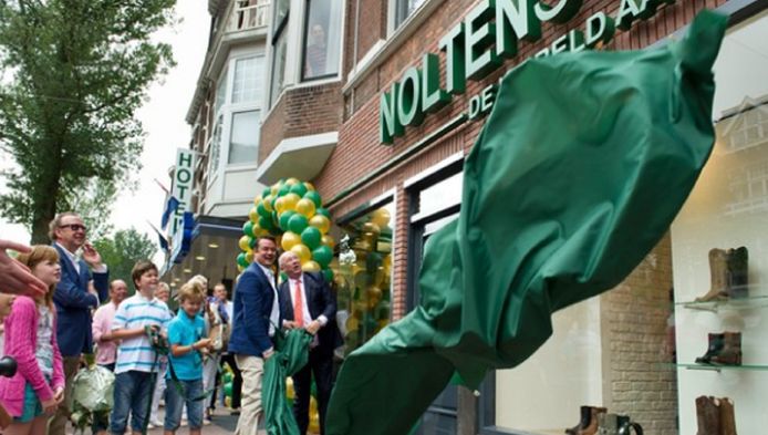 Nolten Schoenen opent in Spuistraat Den Haag AD