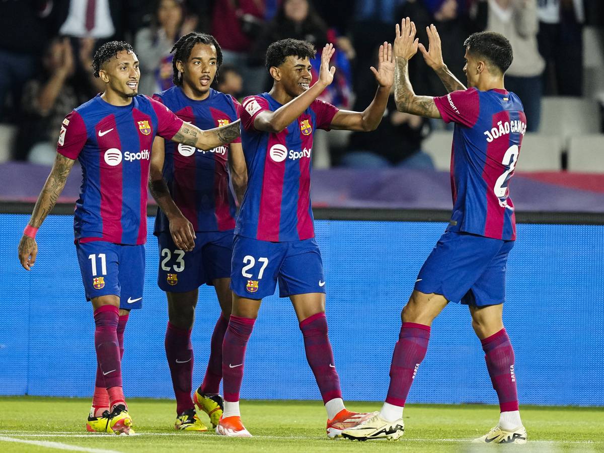 FC Barcelona herovert tweede plaats na zakelijke thuiszege op Real Sociedad  | Buitenlands voetbal | pzc.nl