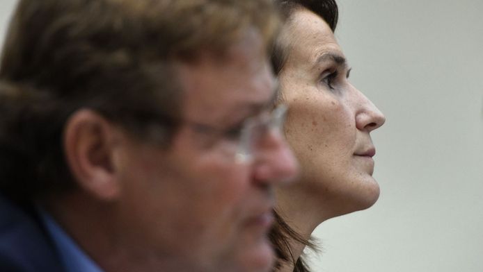 Johan Van Overtveldt, ministre des Finances et Sophie Wilmès, ministre du Budget.