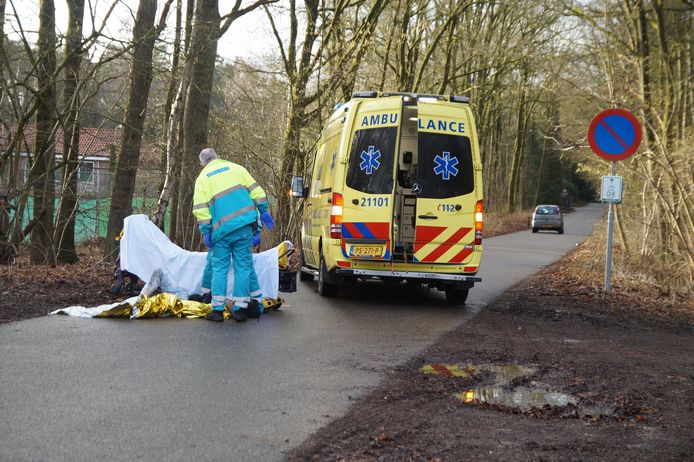 Bij het op ongeluk op het Steegerf in Drunen raakte de automobiliste en de fietser elkaar.