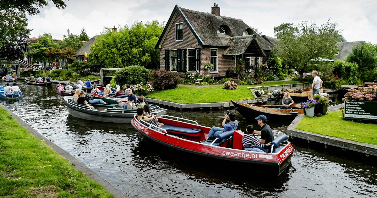 Nederland kleurt groener op coronakaart, Spanje wordt ...