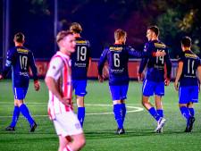 Uitslagen districtsbekertoernooi: BVCB stunt tegen SC Feyenoord, dubbele cijfers NSVV, Capelle strandt