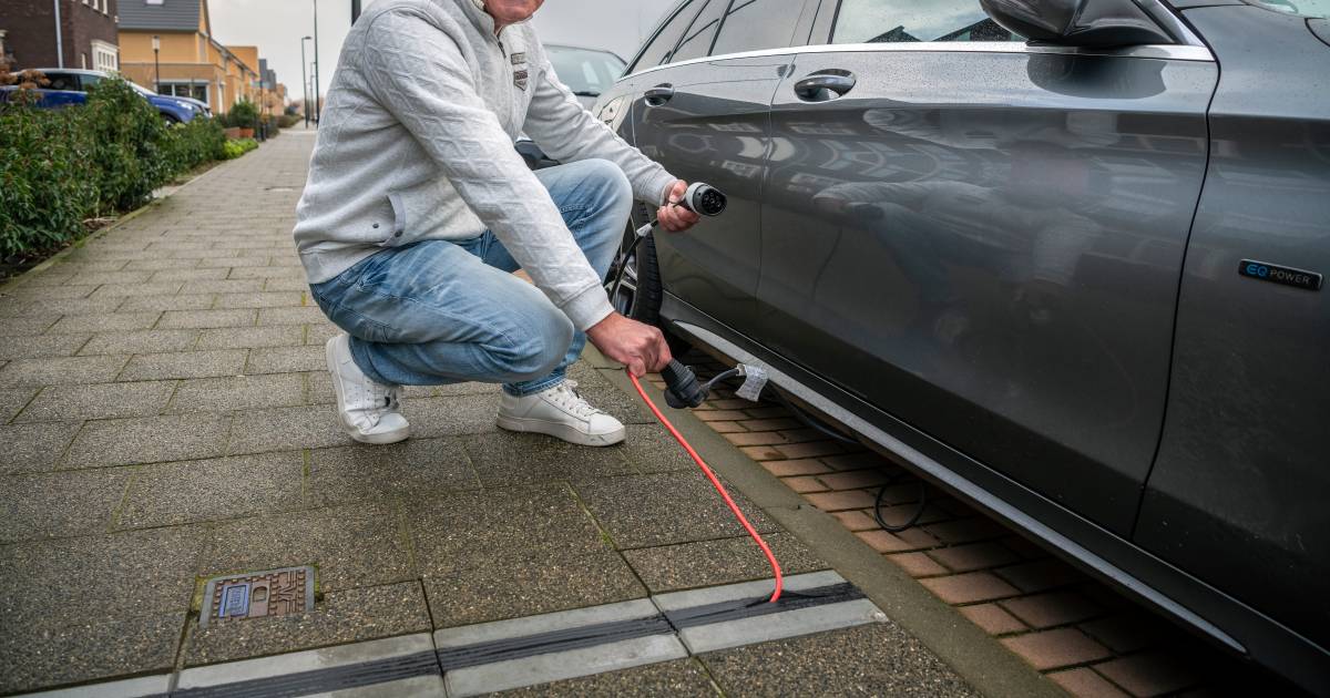 Duurzaam Dijk En Waard Houdt Poot Stijf: Opladen Elektrische Auto Mag Niet Via Kabelgoot Of Kabelmat